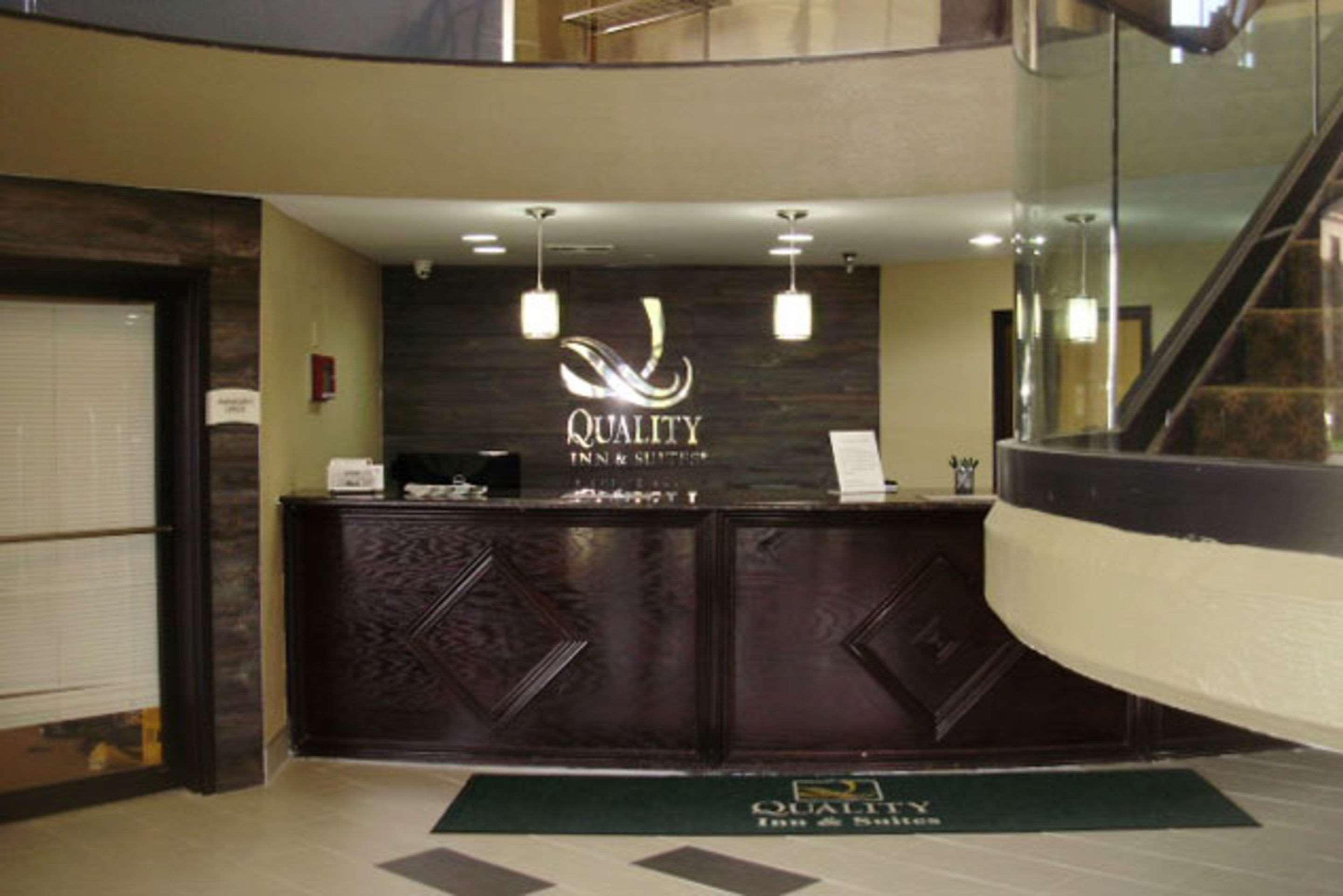 Quality Inn & Suites Florence - Cincinnati South Exterior foto