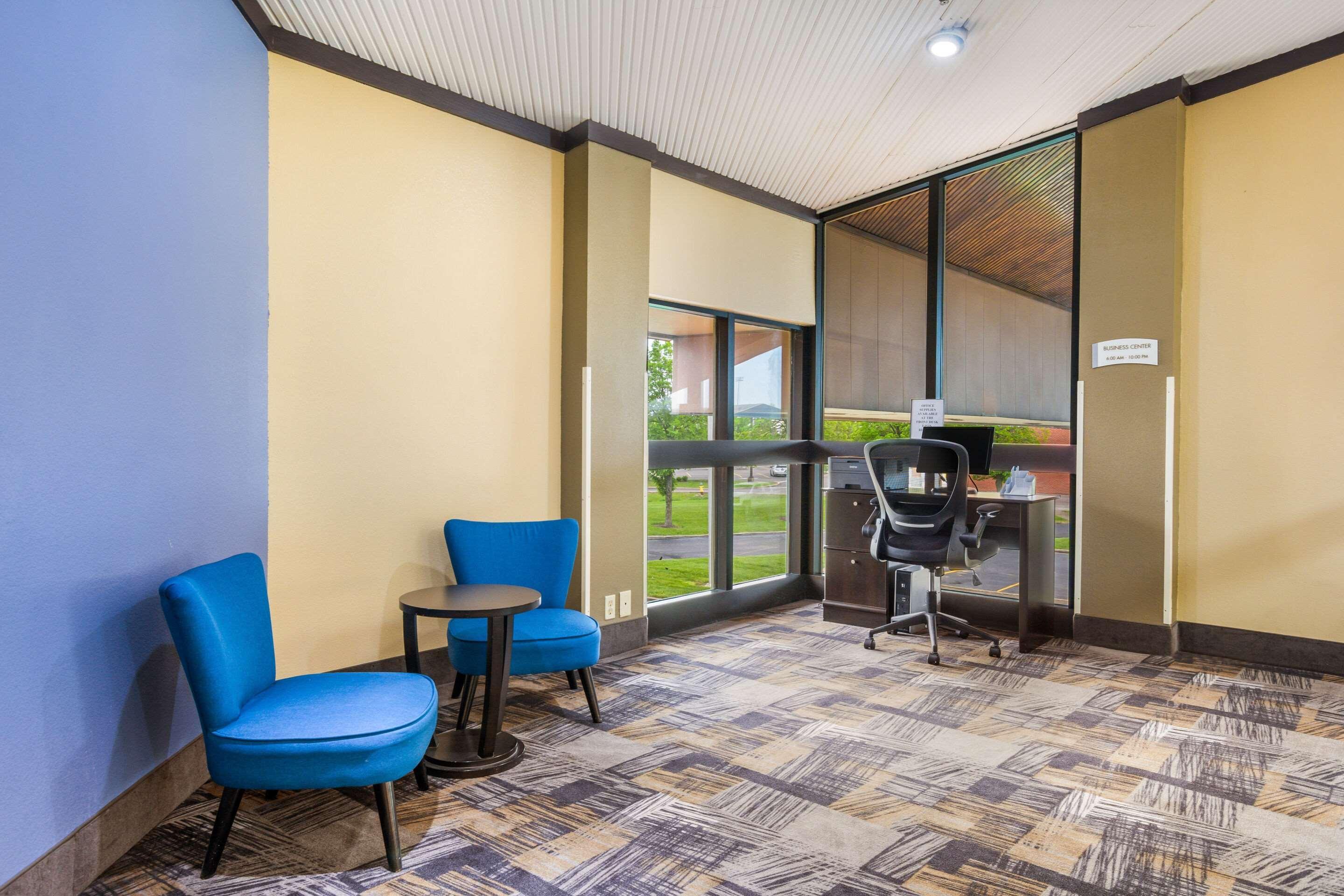 Quality Inn & Suites Florence - Cincinnati South Exterior foto