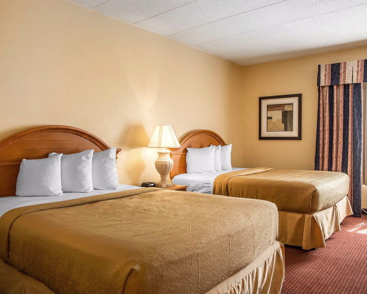 Quality Inn & Suites Florence - Cincinnati South Exterior foto