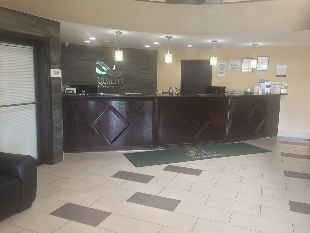 Quality Inn & Suites Florence - Cincinnati South Exterior foto